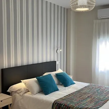 Duplex Picasso Merced 10 公寓